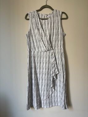 Calvin Klein White Dress with Black Vertical Stripe Detail